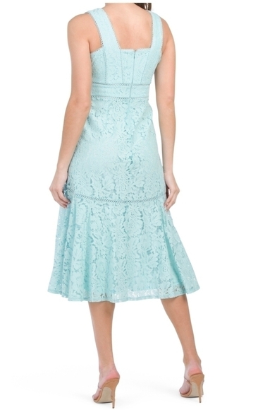 𝅺Taylor Sleeveless V Neck Lace Dress - Picture 3 of 5
